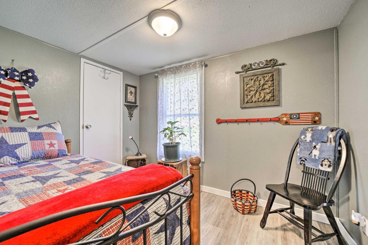 Smoky Mountain Vacation Rental With Hot Tub And Kayaks Whittier Dış mekan fotoğraf