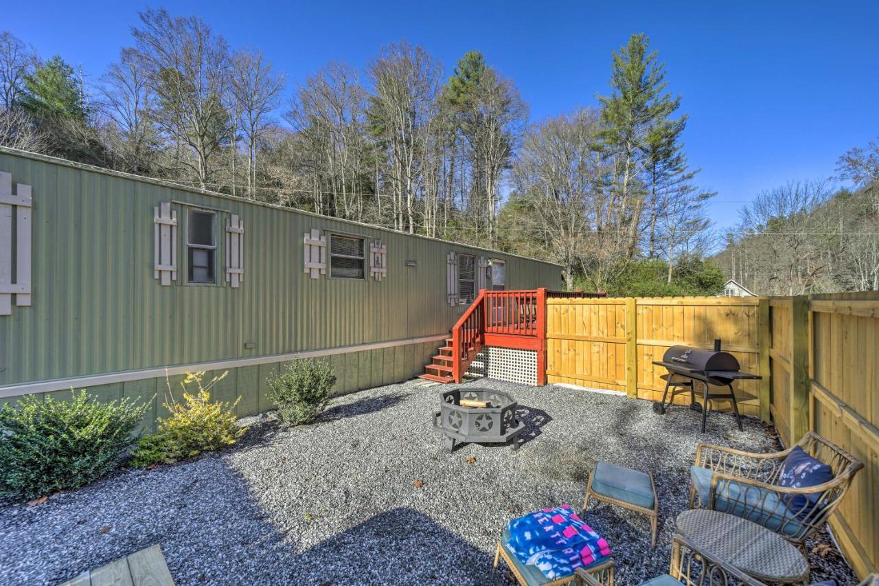 Smoky Mountain Vacation Rental With Hot Tub And Kayaks Whittier Dış mekan fotoğraf