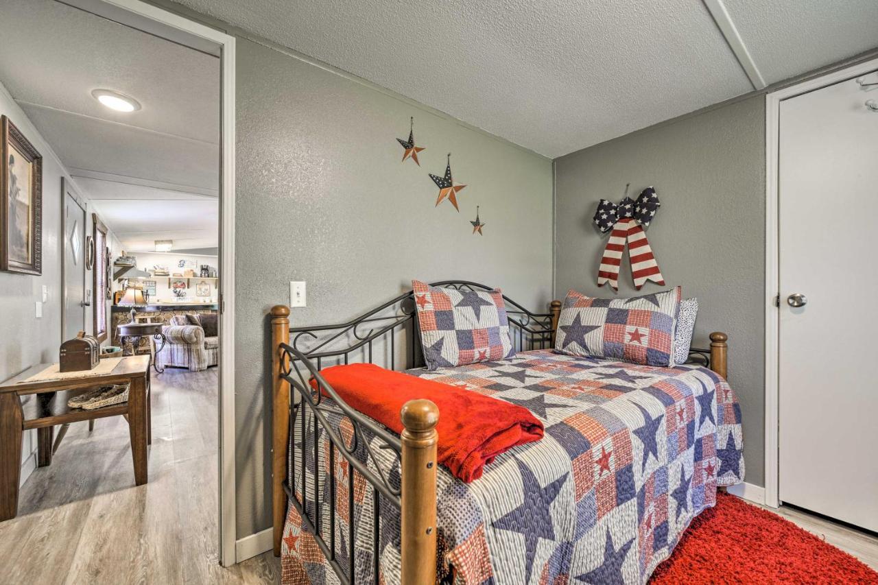 Smoky Mountain Vacation Rental With Hot Tub And Kayaks Whittier Dış mekan fotoğraf