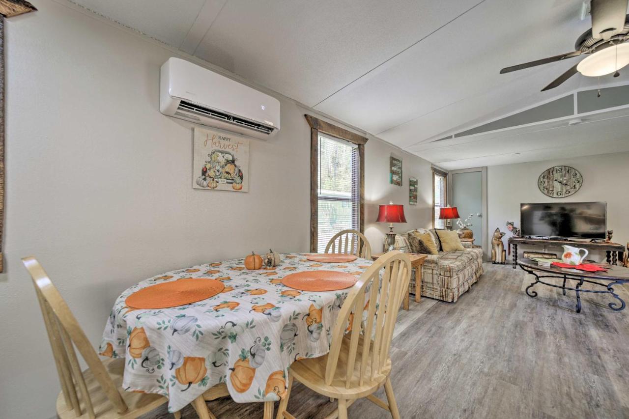 Smoky Mountain Vacation Rental With Hot Tub And Kayaks Whittier Dış mekan fotoğraf